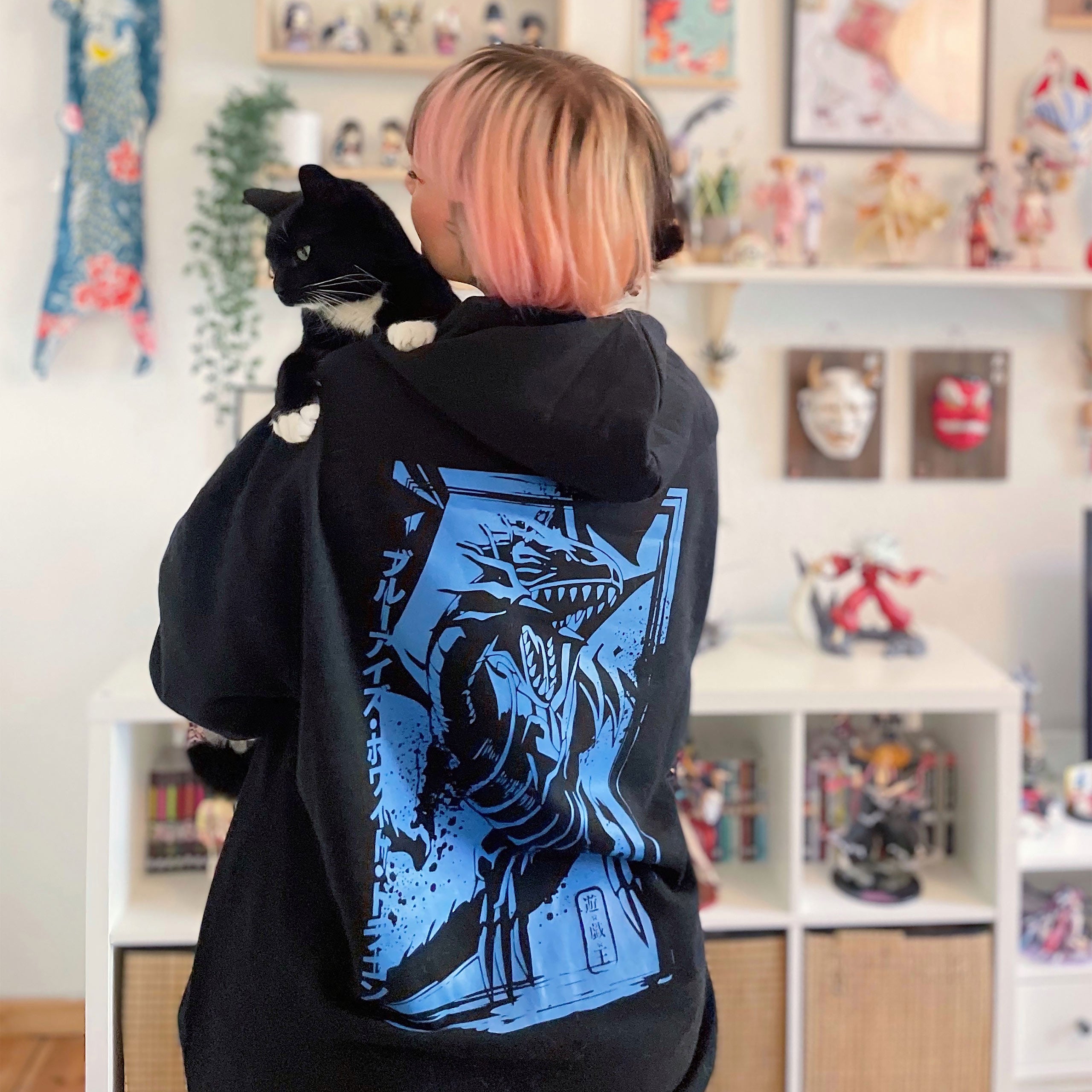 Productafbeelding Yu-Gi-Oh! - Blauwogige Witte Draak Hoodie Zwart