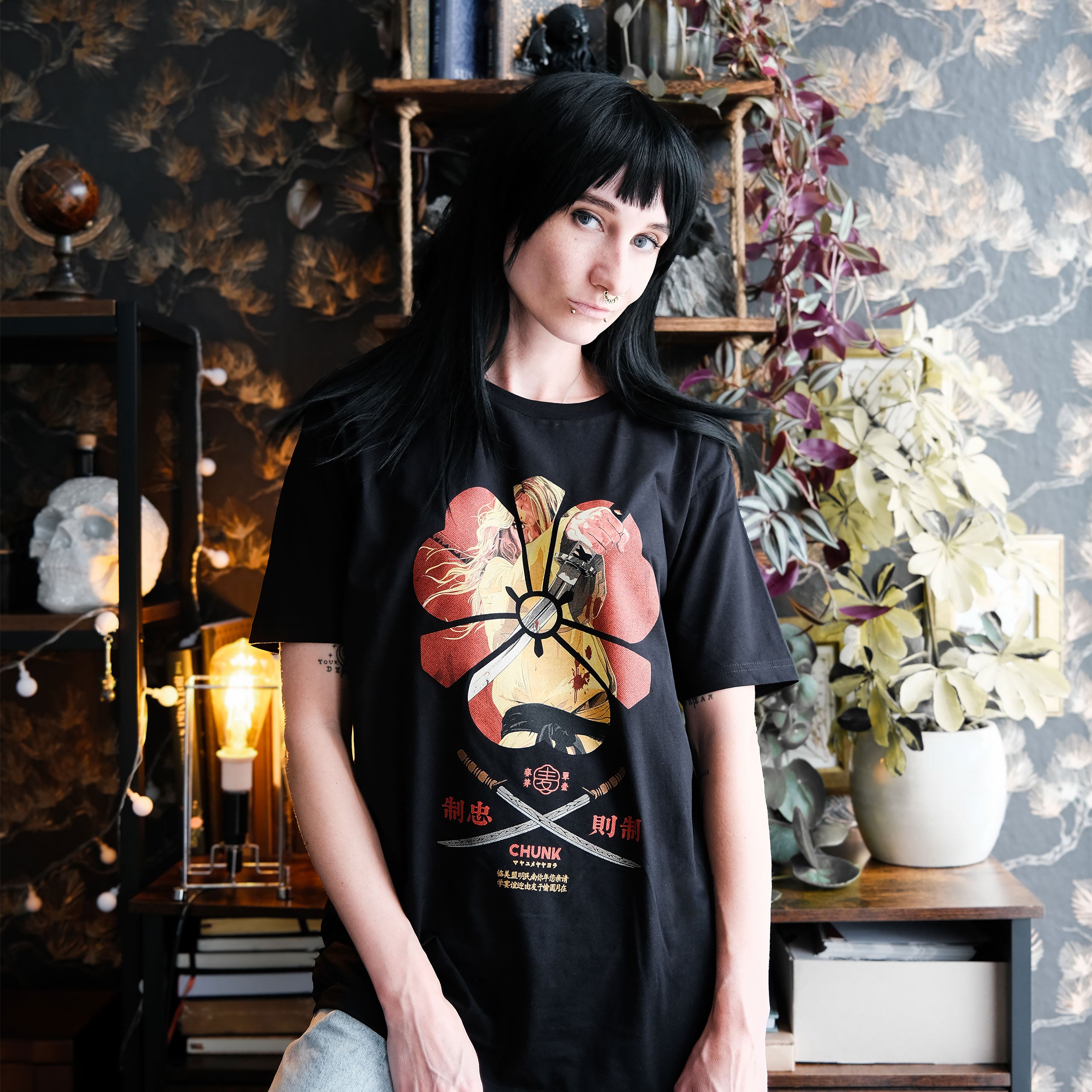 Productafbeelding Female Assassin T-Shirt voor Kill Bill Fans Zwart