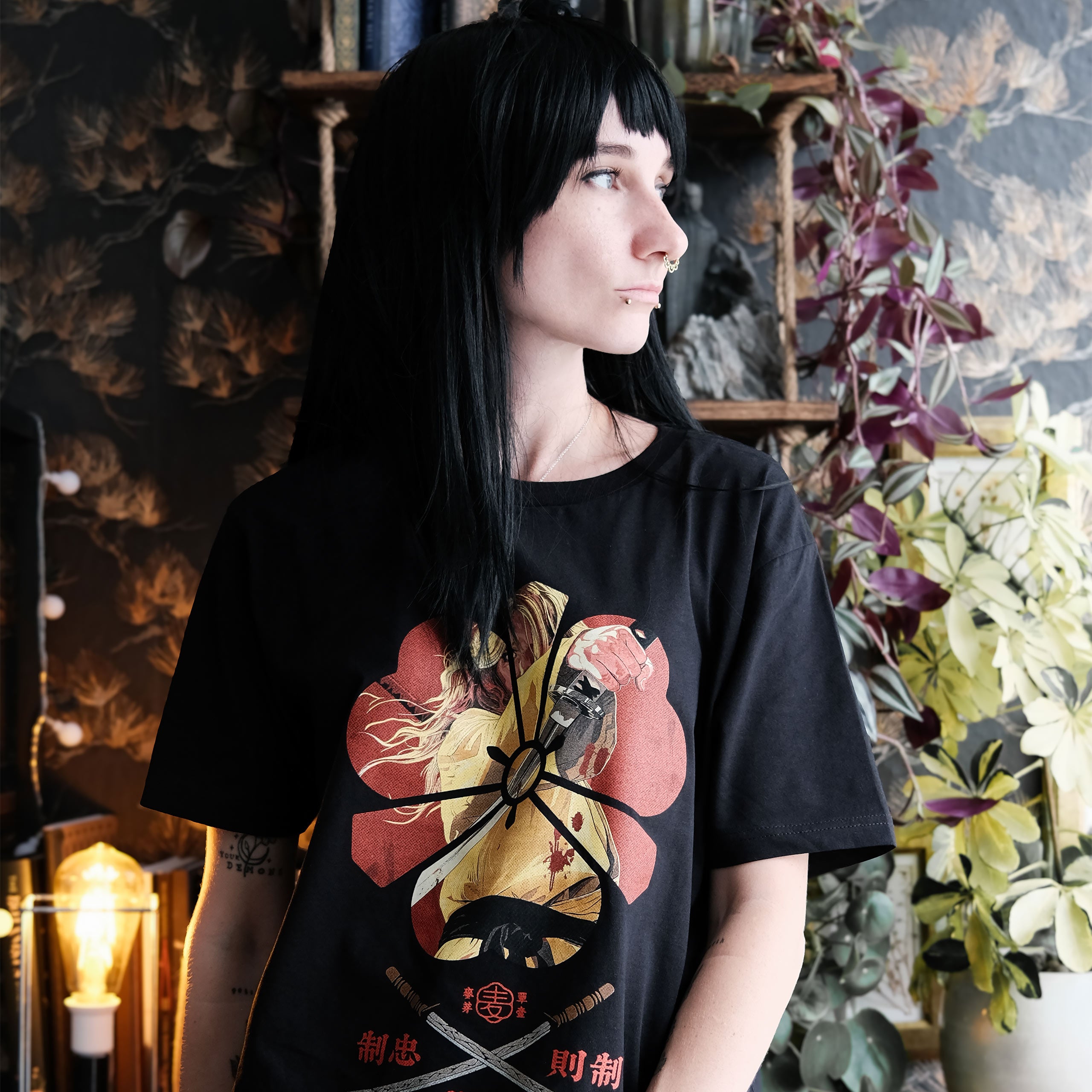 Productafbeelding Female Assassin T-Shirt voor Kill Bill Fans Zwart