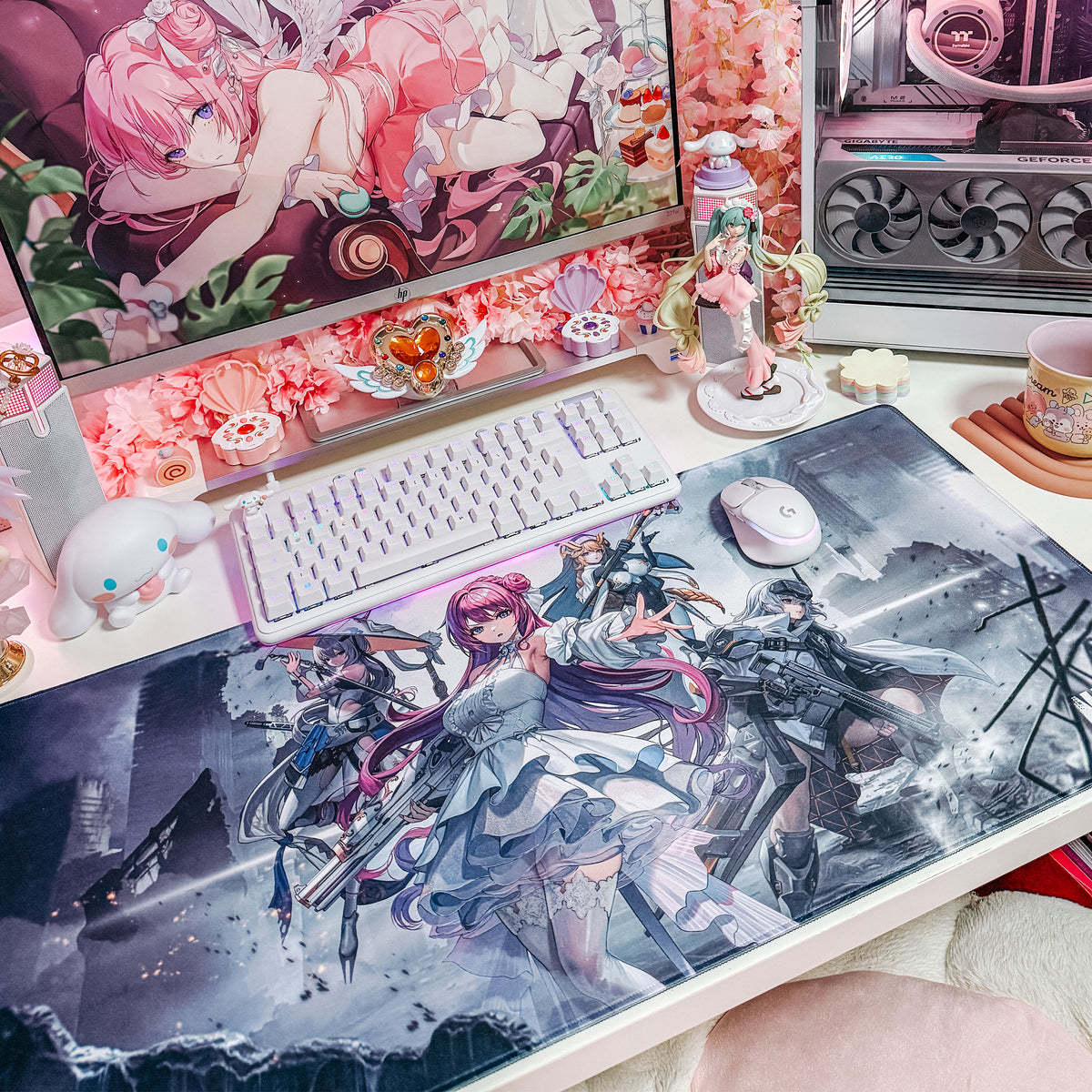 Product image Goddess of Victory: Nikke - Inherit Squad Mousepad