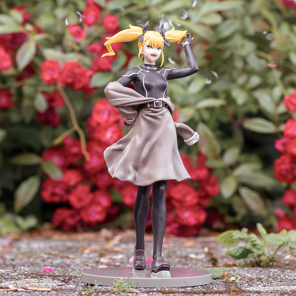 Productafbeelding Kaiju No. 8 - Kikoru Shinomiya Tweede Figuur