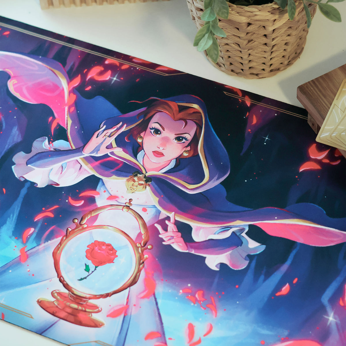 Productafbeelding Disney Lorcana Speelmat Belle - Skyglow Trading Card Game