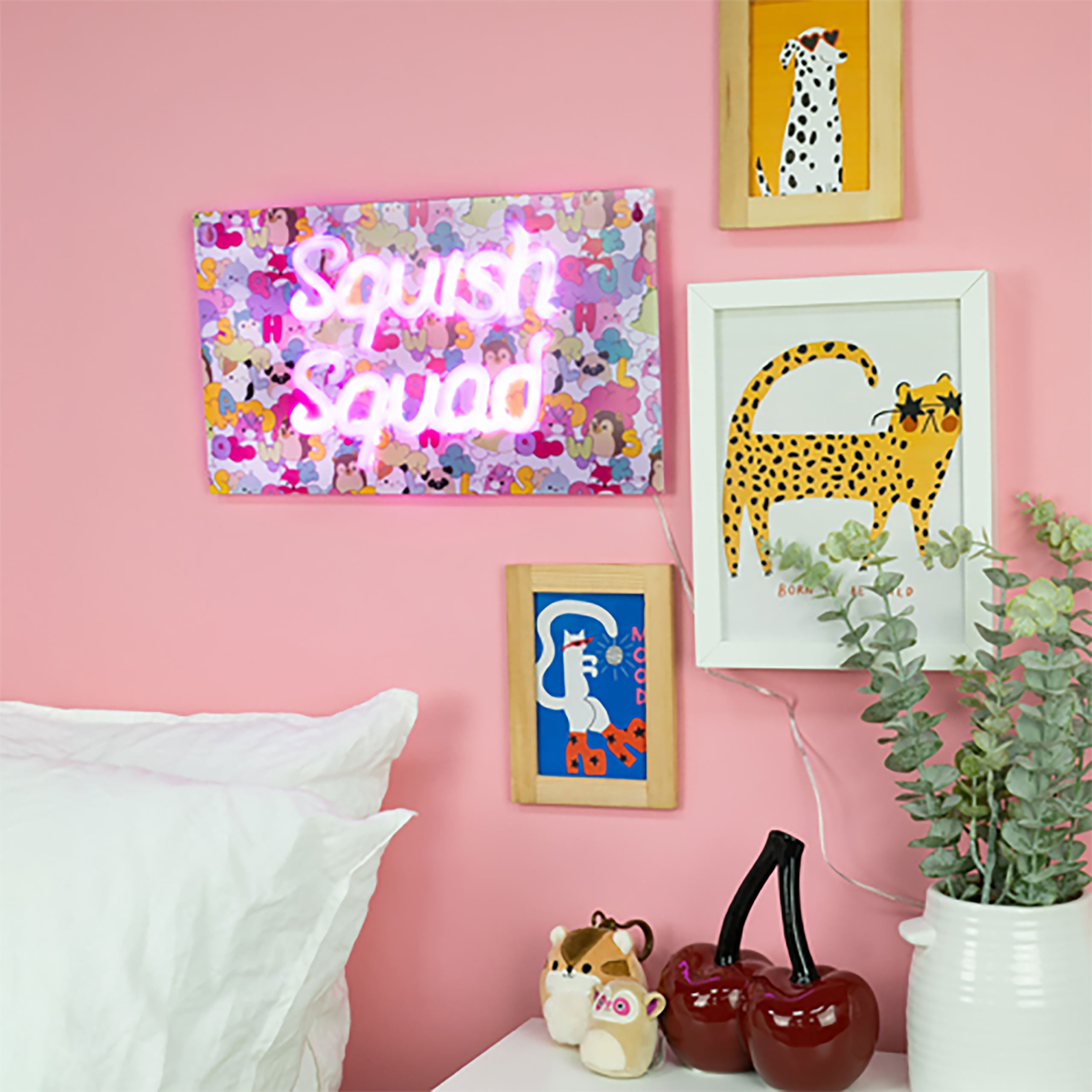 Product image Squishmallows - Squish Squad Neon Wall Lamp