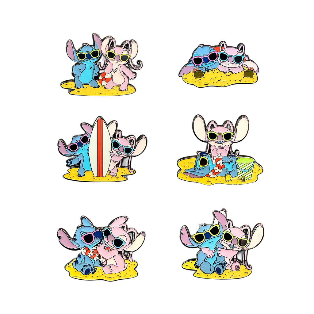Productafbeelding Lilo & Stitch - Angel en Stitch op het Strand Mystery Pin