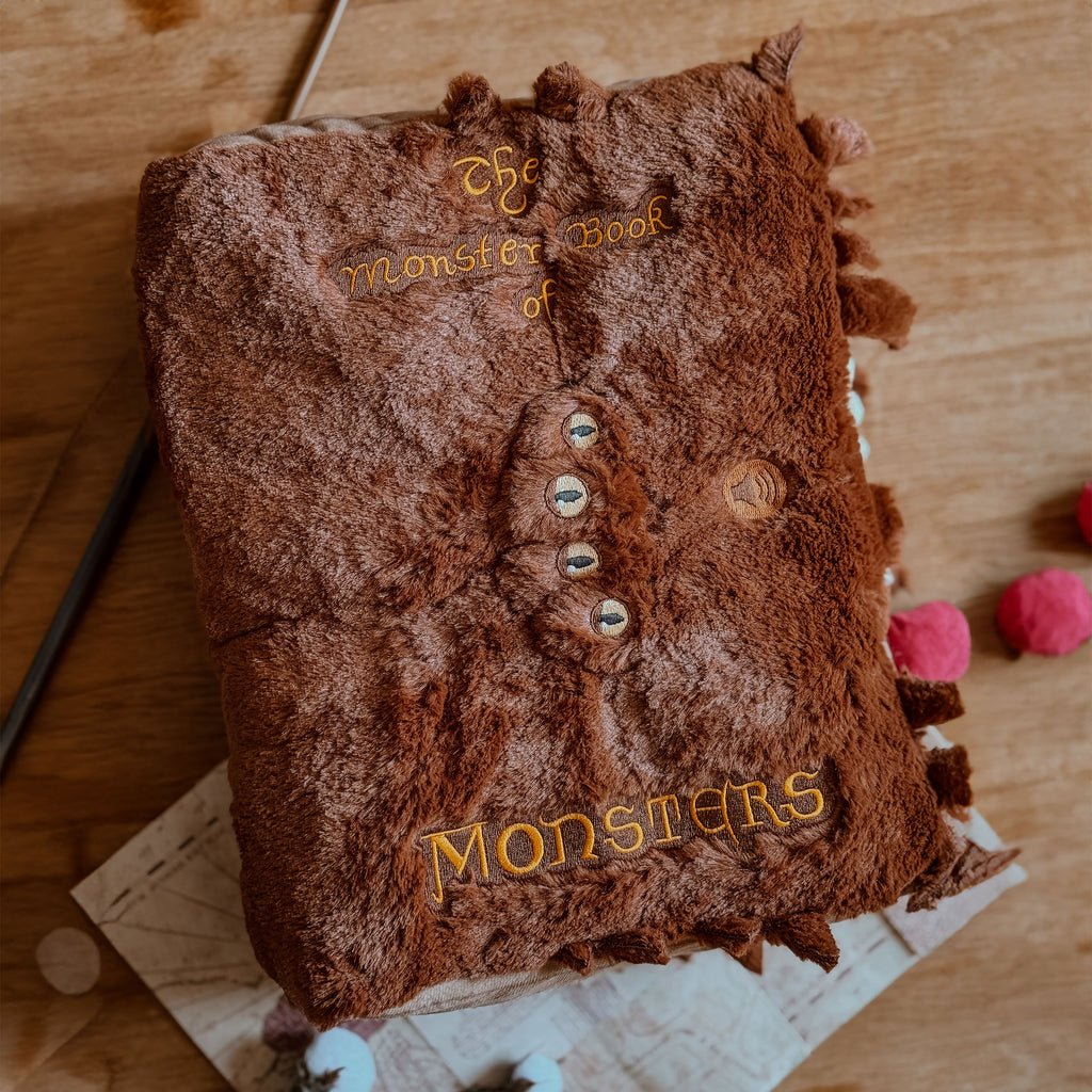 Productafbeelding Pluche Monsterboek der Monsters met geluid - Harry Potter