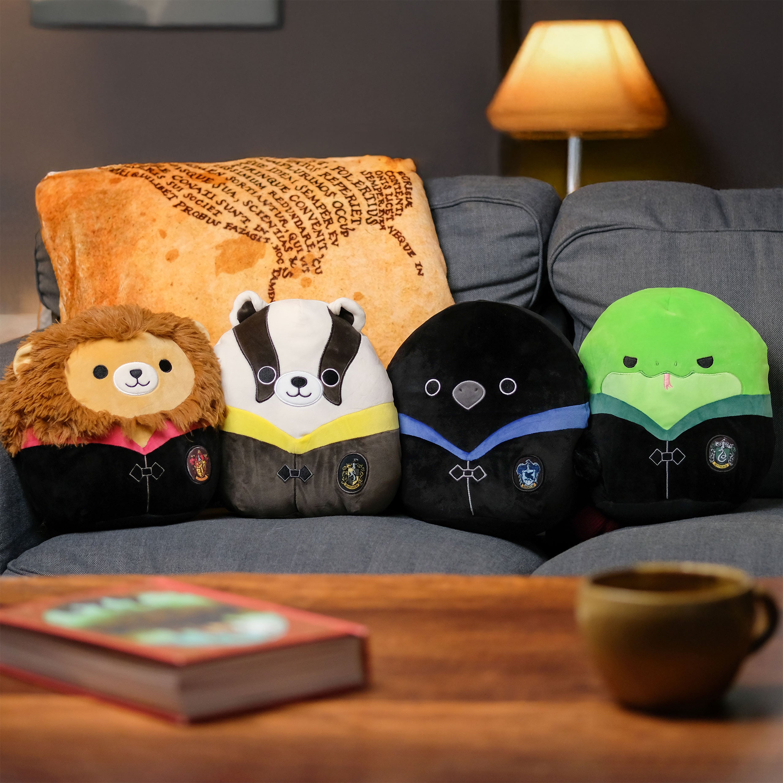 Productafbeelding Harry Potter - Zwadderich Slang in Gewaad Squishmallows Pluchefiguur