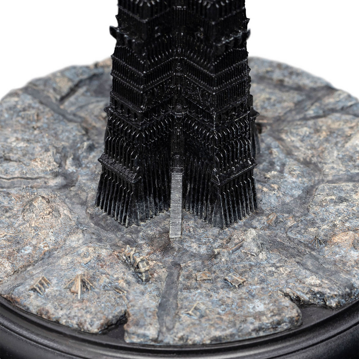 Productafbeelding In de Ban van de Ring - Orthanc Figuur