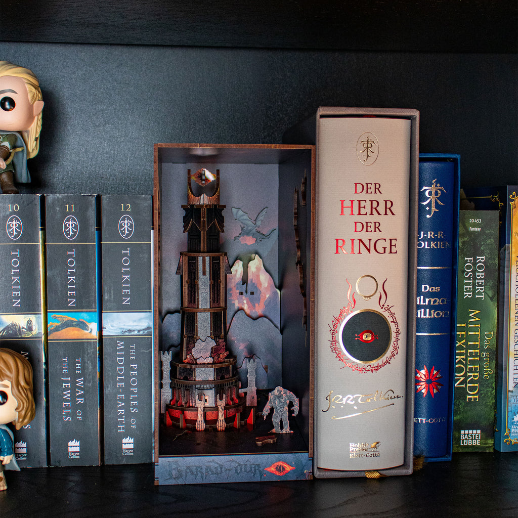 Productafbeelding The Lord of the Rings - Barad-dûr Book Nook houten modelbouwpakket