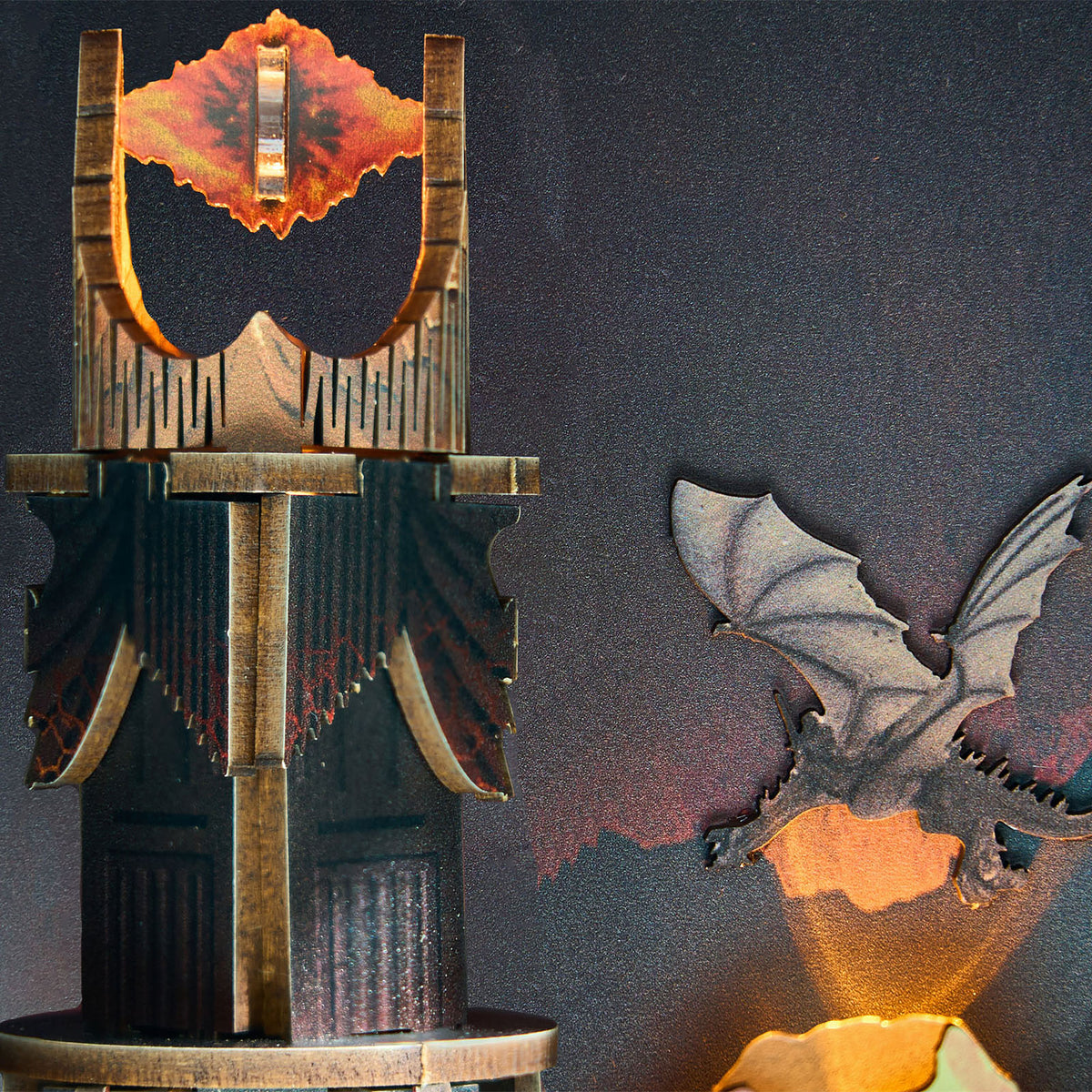 Product image The Lord of the Rings - Barad-dûr Book Nook Wooden Model Kit
