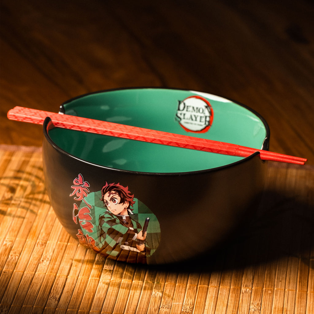Productafbeelding Demon Slayer - Tanjiro ramenkom met eetstokjes
