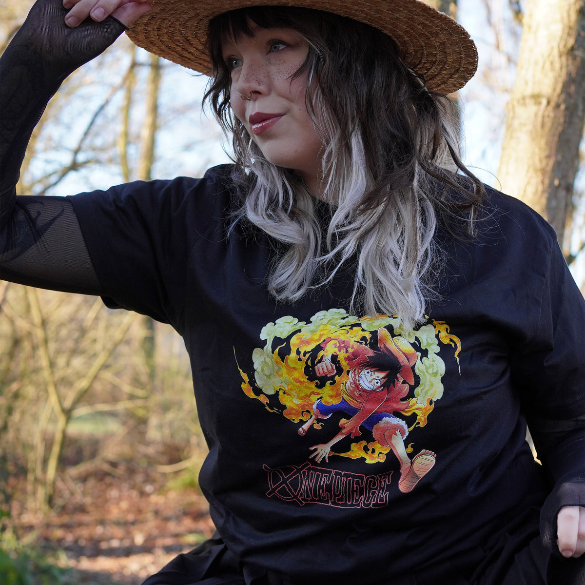 Productafbeelding One Piece - Luffy Aanval T-Shirt Zwart