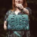 Productafbeelding Velociraptor Glow in the Dark Crossbody Tas - Jurassic World