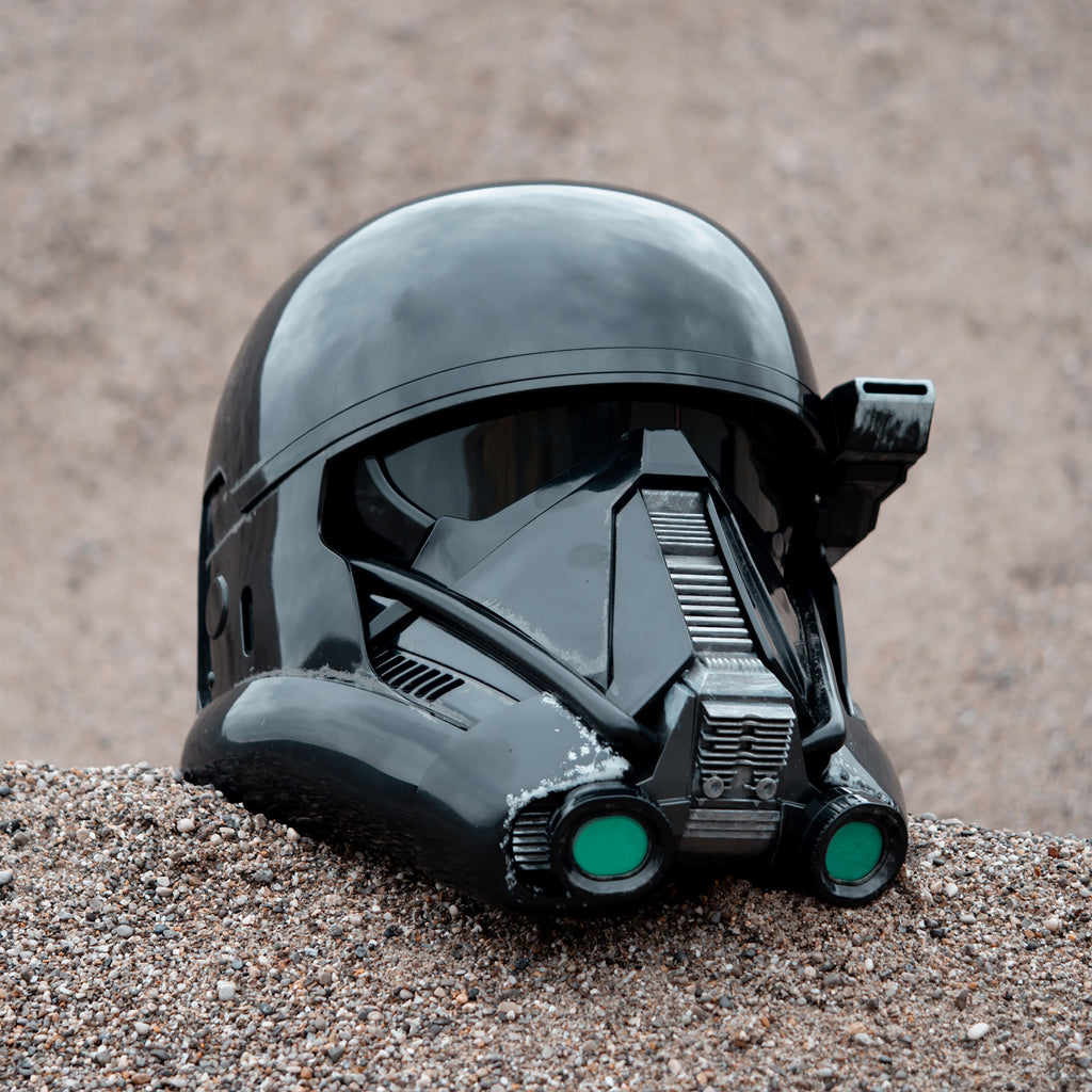 Productafbeelding Star Wars – Imperial Death Trooper Black Series helmreplika met licht