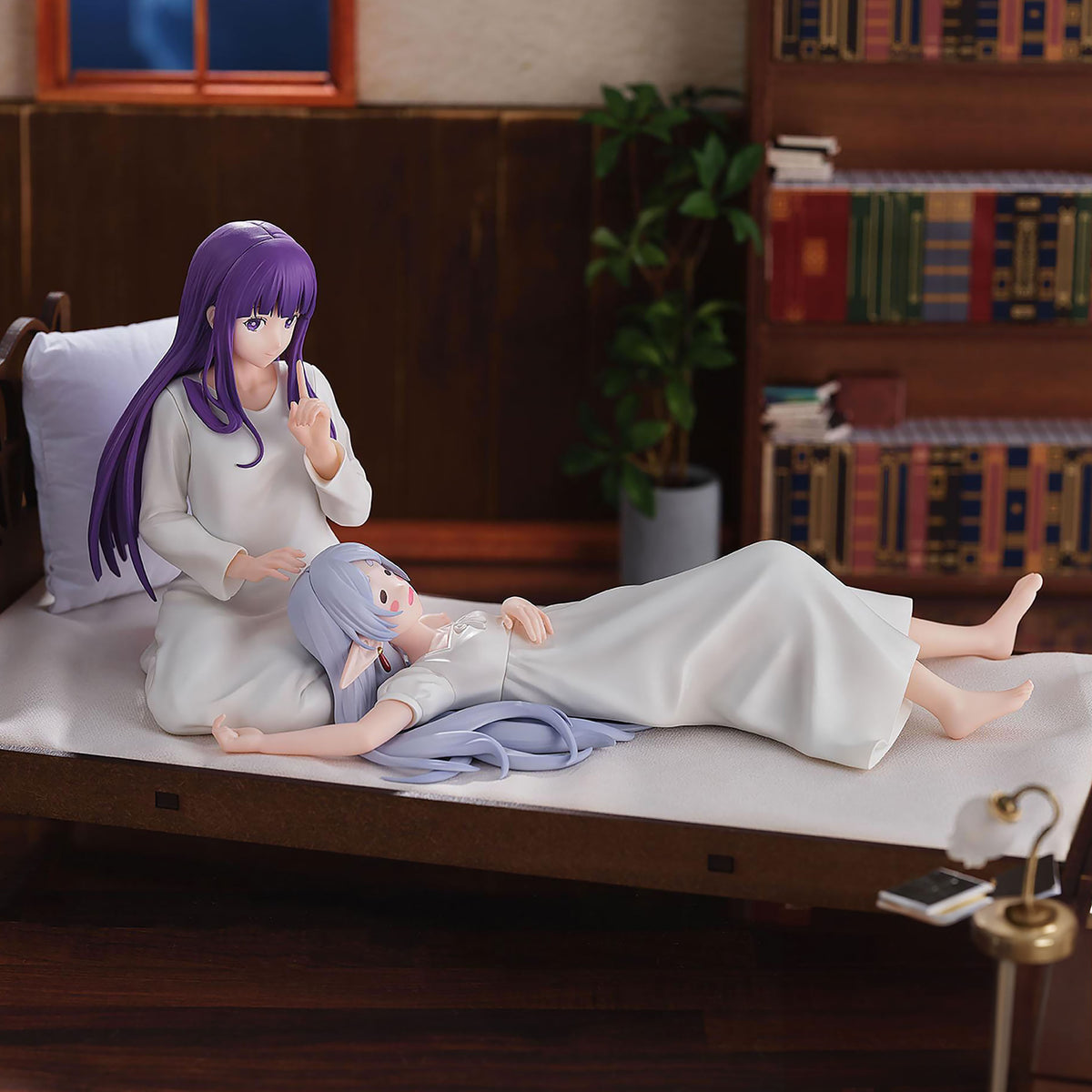 Product image Frieren: Beyond Journey’s End - Fern Nap Figure