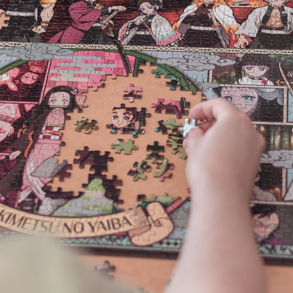 Productafbeelding Demon Slayer - Kimetsu no Yaiba Pop-up Puzzel 1000 stukjes Vol. 1