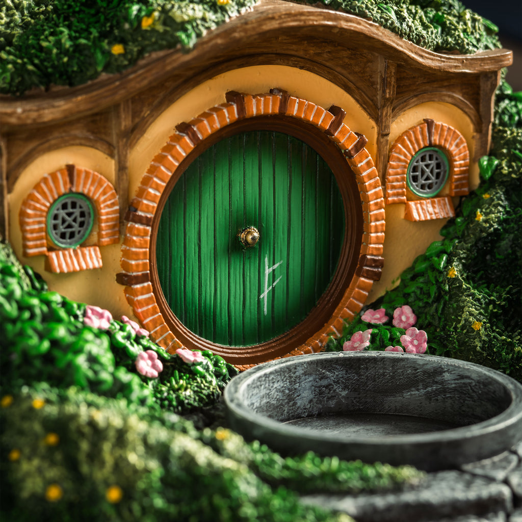 Productafbeelding The Lord of the Rings - Hobbithol De Gouw diorama theelichthouder