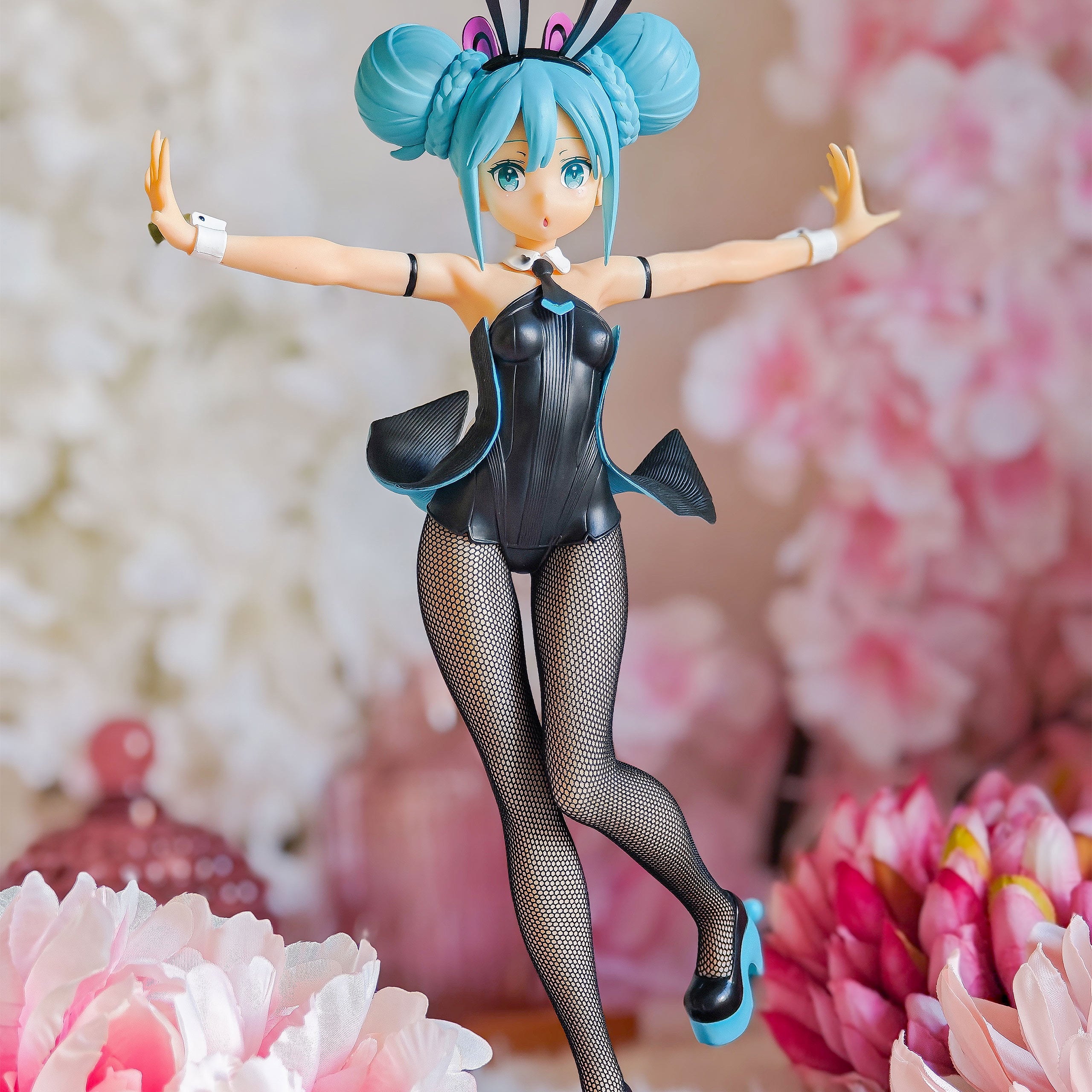 Product image Hatsune Miku - BiCute Bunnies Figure 31cm