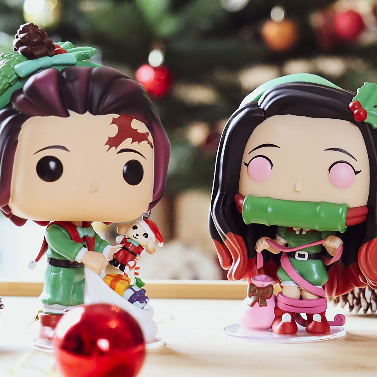 Productafbeelding Demon Slayer - Tanjiro Holiday Funko Pop! figuur
