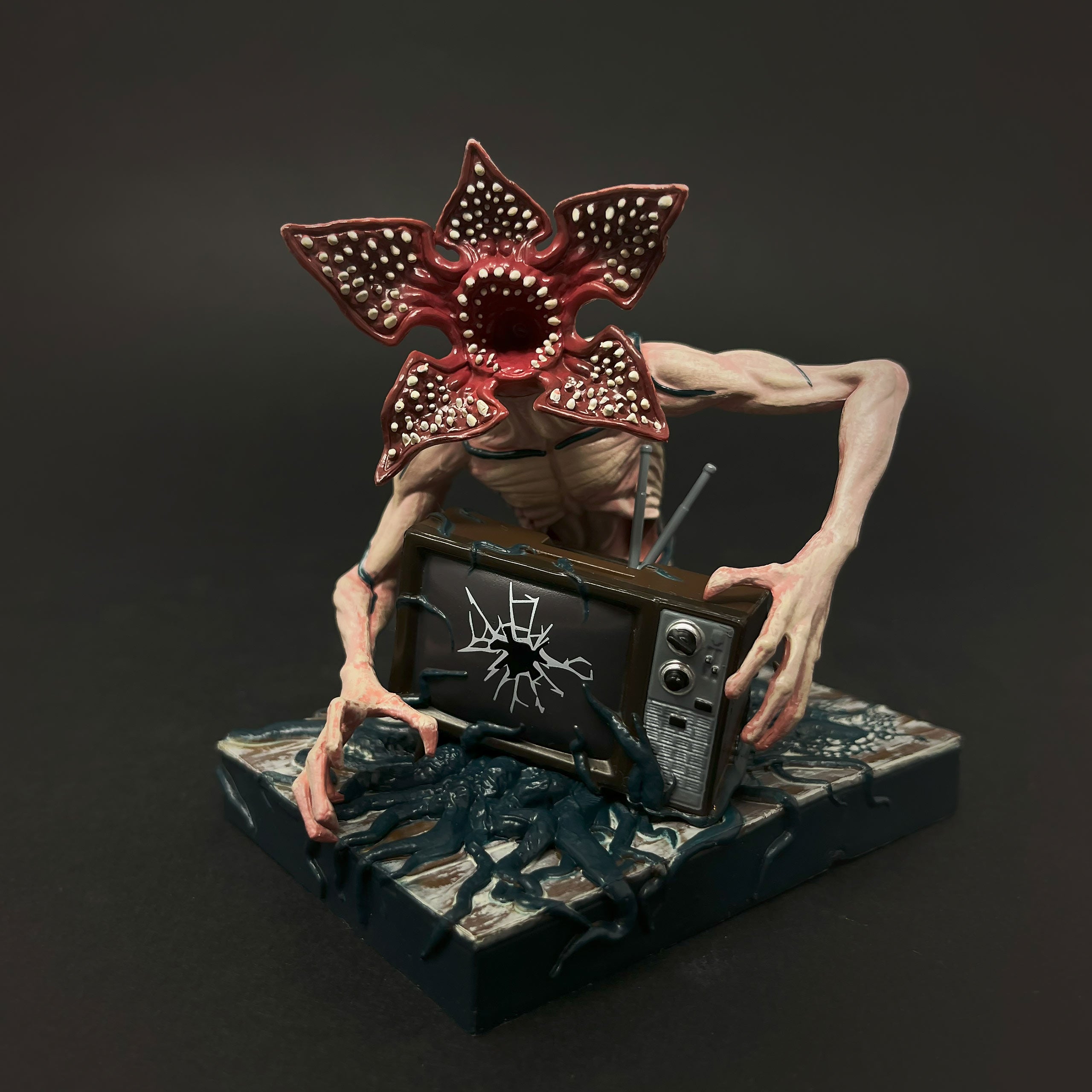 Productafbeelding Stranger Things Netflix & Chill Cadeaubox