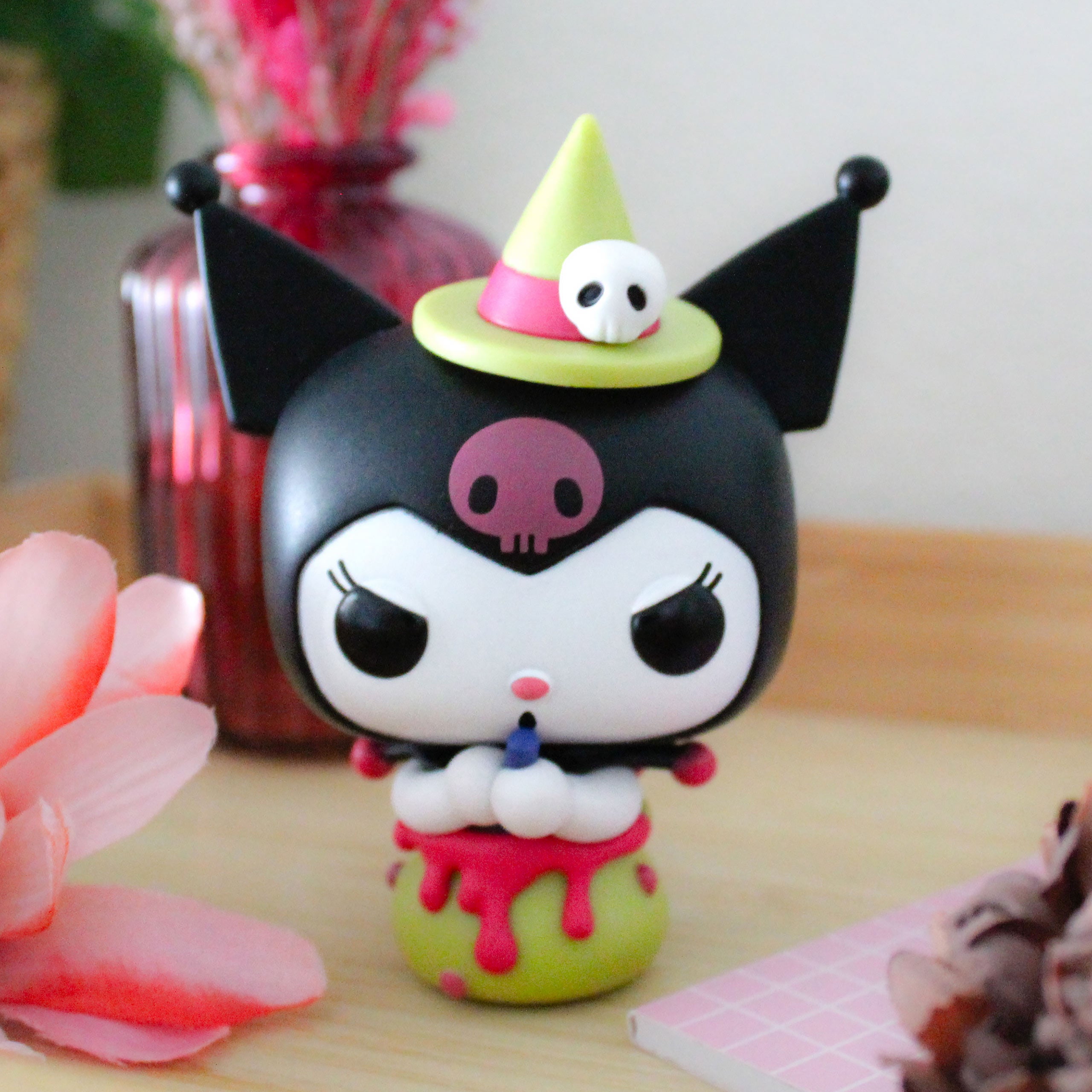 Productafbeelding Kuromi in ketel - Hello Kitty Funko Pop! figuur