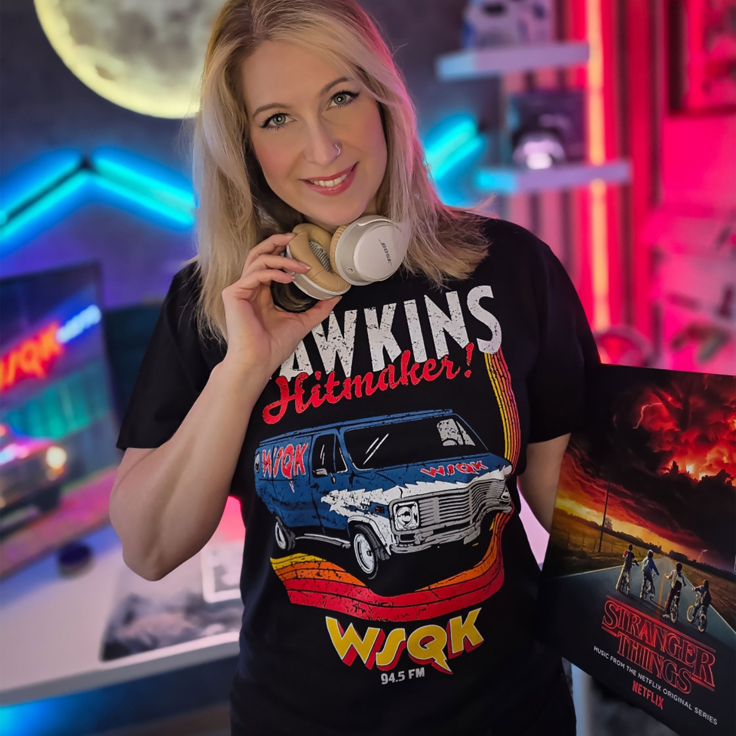 Productafbeelding Stranger Things - WSQK Hawkins Hitmaker T-shirt