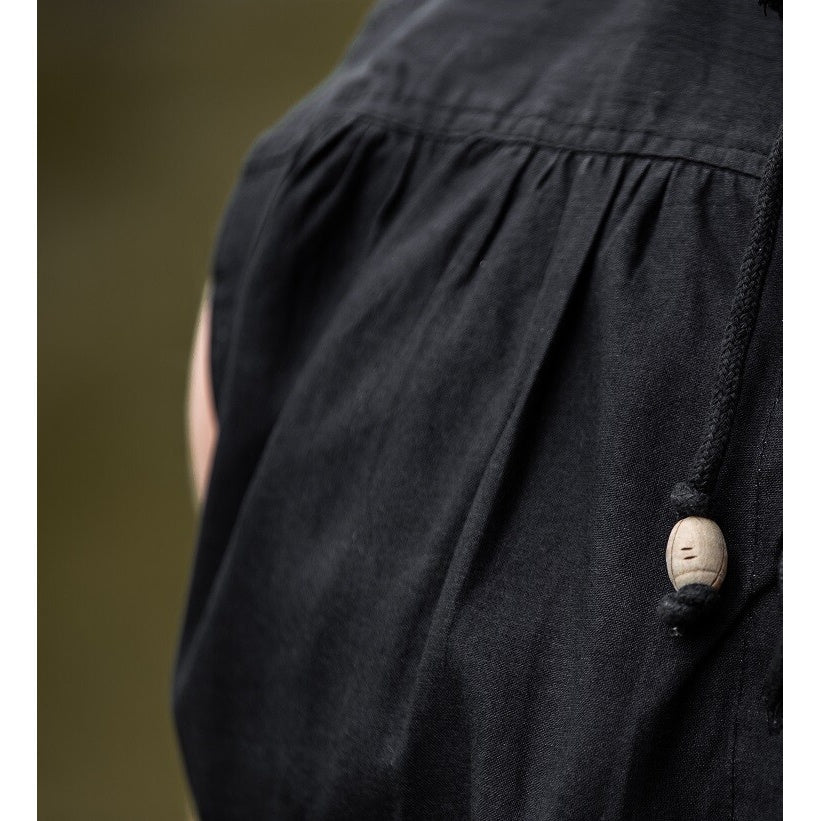 Productafbeelding Middeleeuws opstaande kraag vetershirt Louis mouwloos zwart