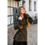 Productafbeelding Middeleeuwse blouse Lea met capuchon en vetersluiting groen