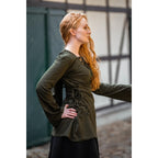 Productafbeelding Middeleeuwse blouse Lea met capuchon en vetersluiting groen