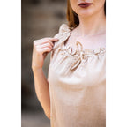 Productafbeelding Middeleeuwse zomerblouse Adele mouwloos beige