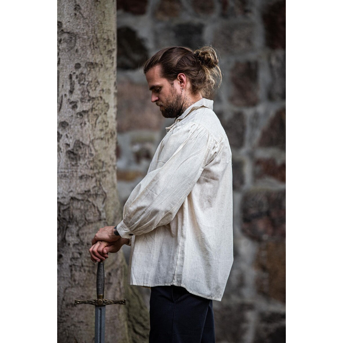 Productafbeelding Middeleeuws veterhemd Arthur beige