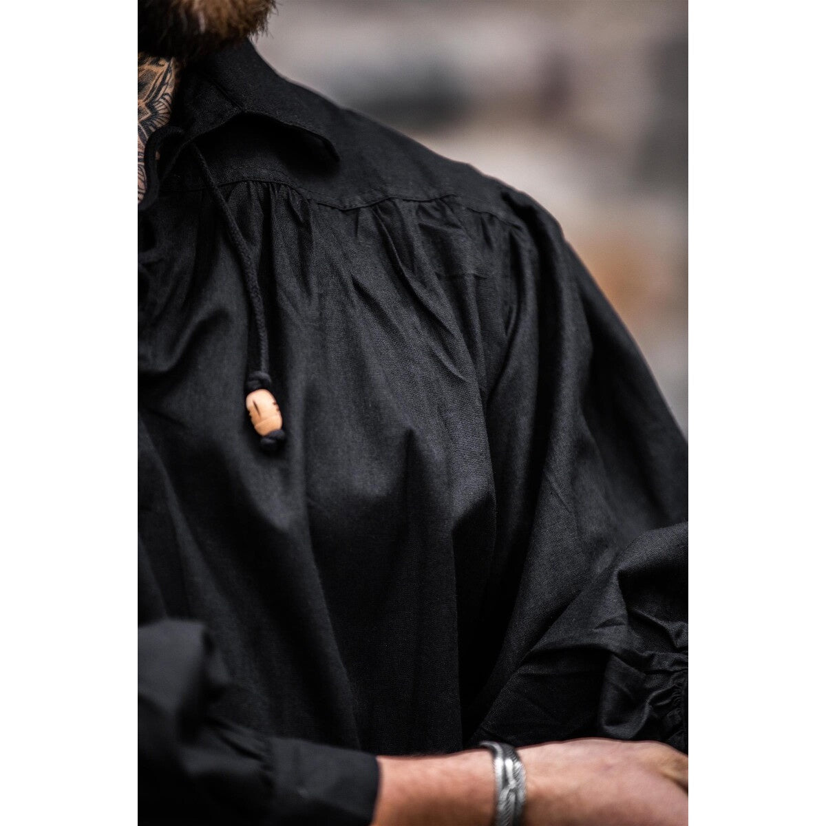Productafbeelding Middeleeuws vetershirt Arthur zwart