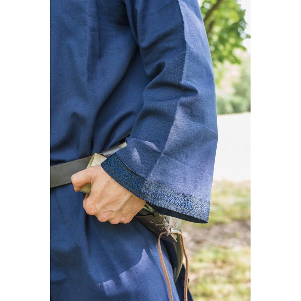 Productafbeelding Middeleeuwse tuniek met boord Halvor blauw