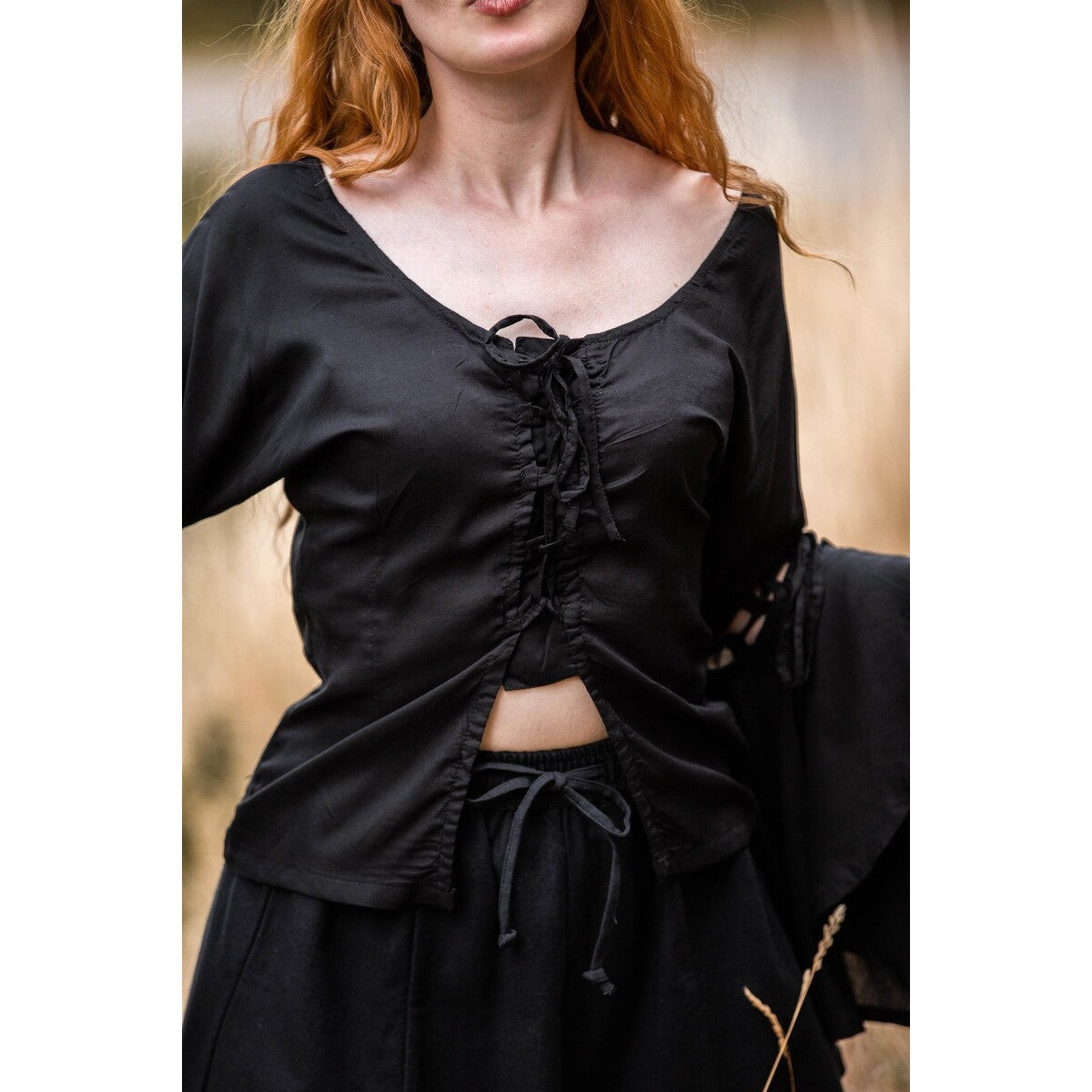 Productafbeelding Middeleeuwse blouse Carmen zwart