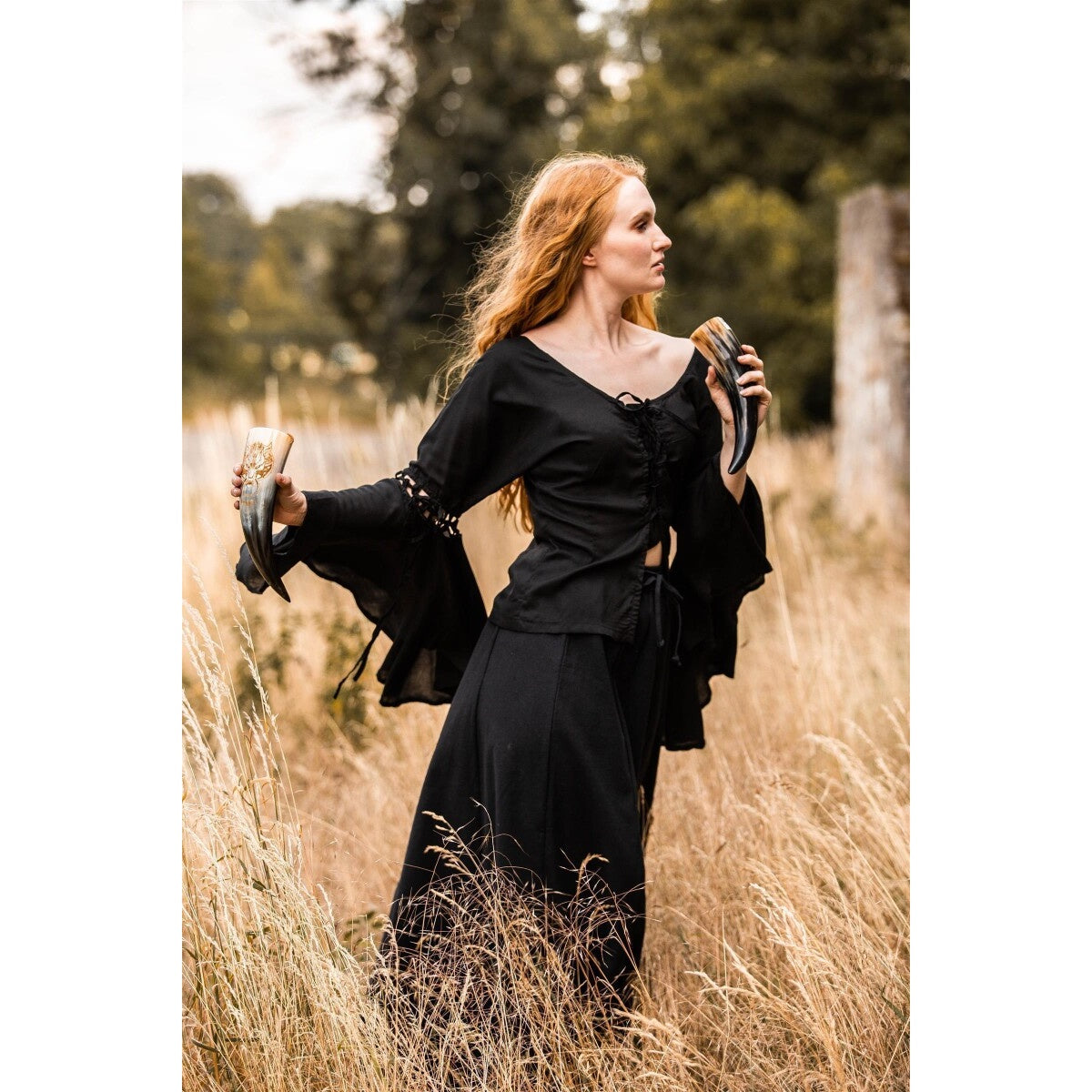 Productafbeelding Middeleeuwse blouse Carmen zwart