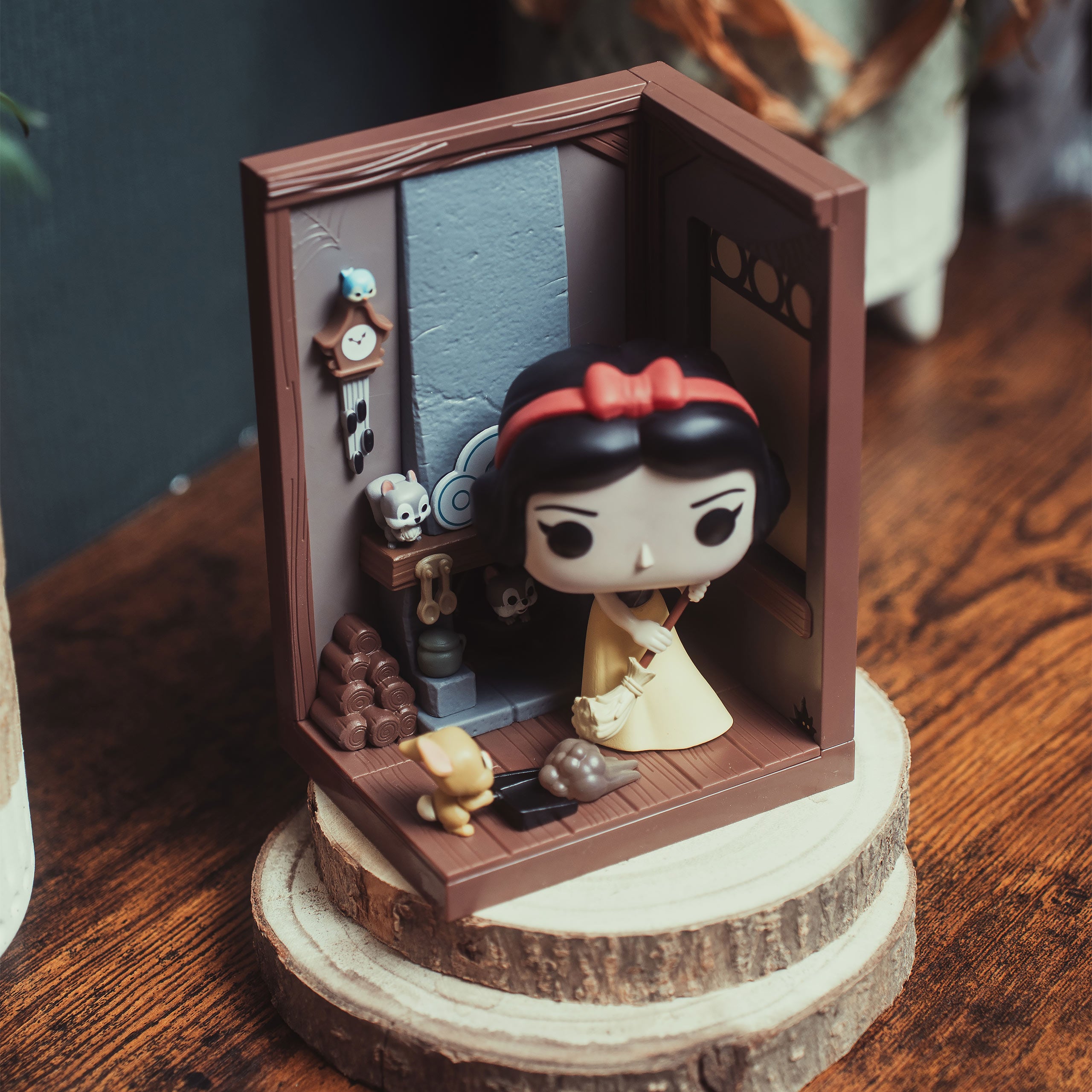 Product image Snow White - Dwarf Cottage Funko Pop Nook Diorama
