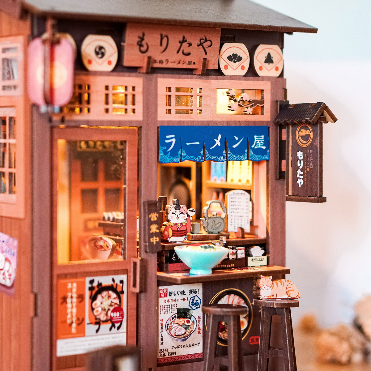Product image CuteBee - Morita-Ya Miniature House Book Nook Model Kit