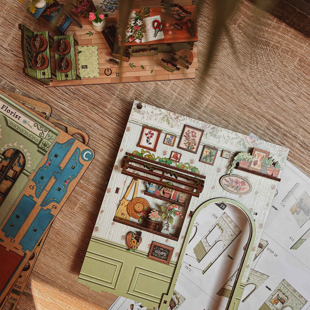 Productafbeelding CuteBee - Champs-Élysées Florist miniatuurhuis Book Nook modelbouwset