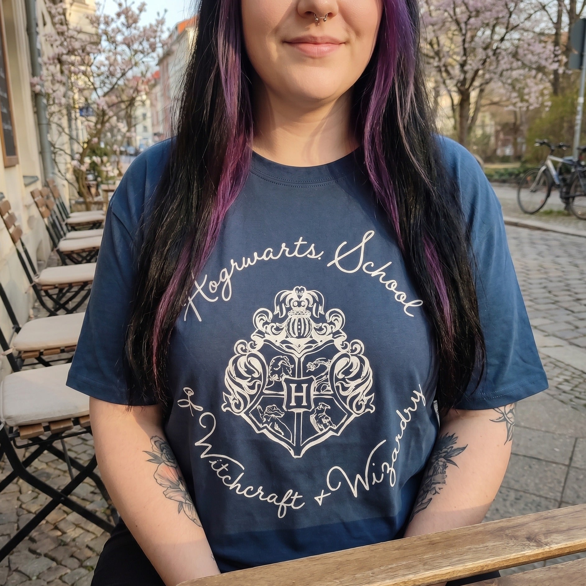 Productafbeelding Hogwarts Wapen T-shirt blauw - Harry Potter