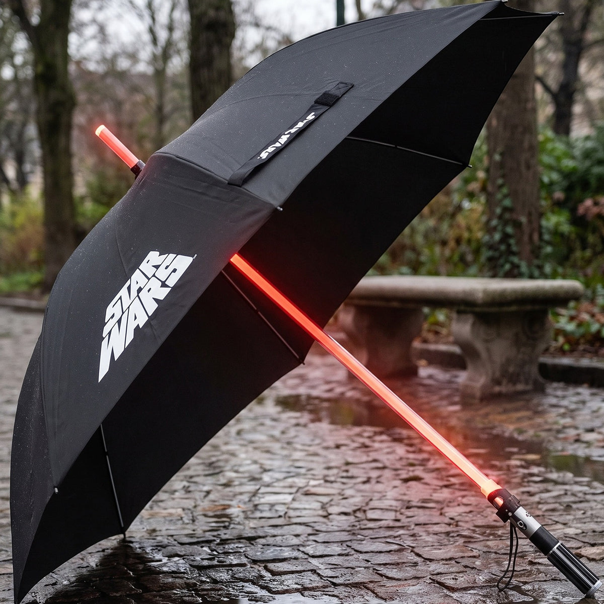 Productafbeelding Darth Vader lichtzwaard-paraplu met lichteffect - Star Wars