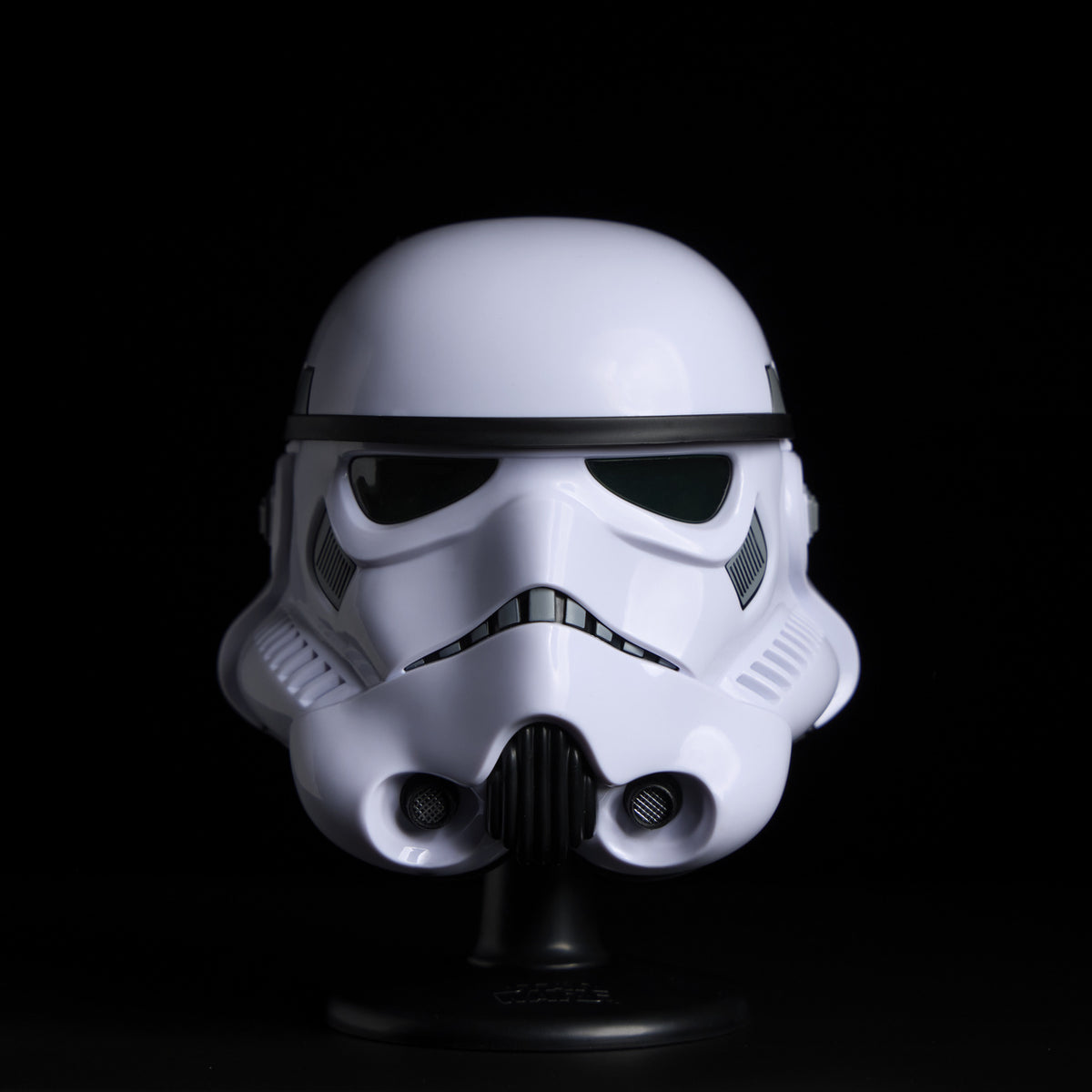 Productafbeelding Star Wars - Stormtrooper Mini Helm Replica op Base