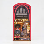 Productafbeelding Harry Potter – Hogwarts Express Book Nook Modelbouwpakket Hout