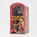 Productafbeelding Harry Potter – Hogwarts Express Book Nook Modelbouwpakket Hout