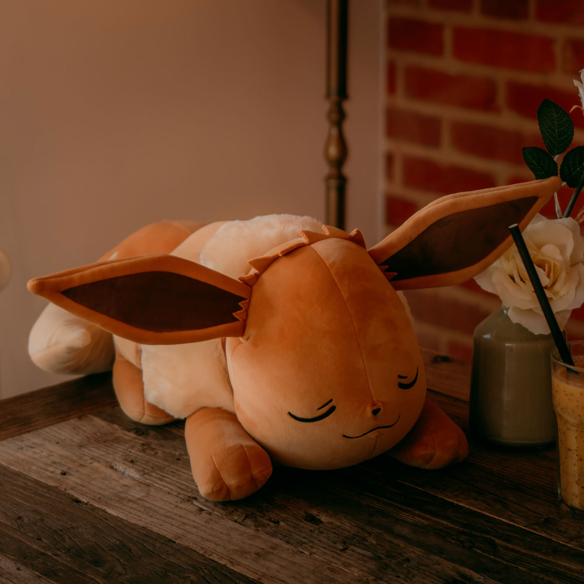 Productafbeelding Pokémon - Eevee Knuffelfiguur slapend