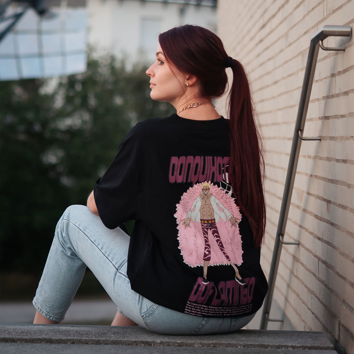 Productafbeelding One Piece - Don Quixote Doflamingo Oversize T-shirt zwart