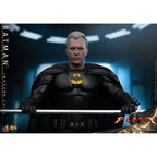 Productafbeelding DC Comics: The Flash – Batman (Modern Suit) Masterpiece 1:6 Actiefiguur