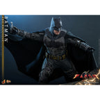 Productafbeelding The Flash – Batman & Batcycle Masterpiece 1:6 Actiefigurenset