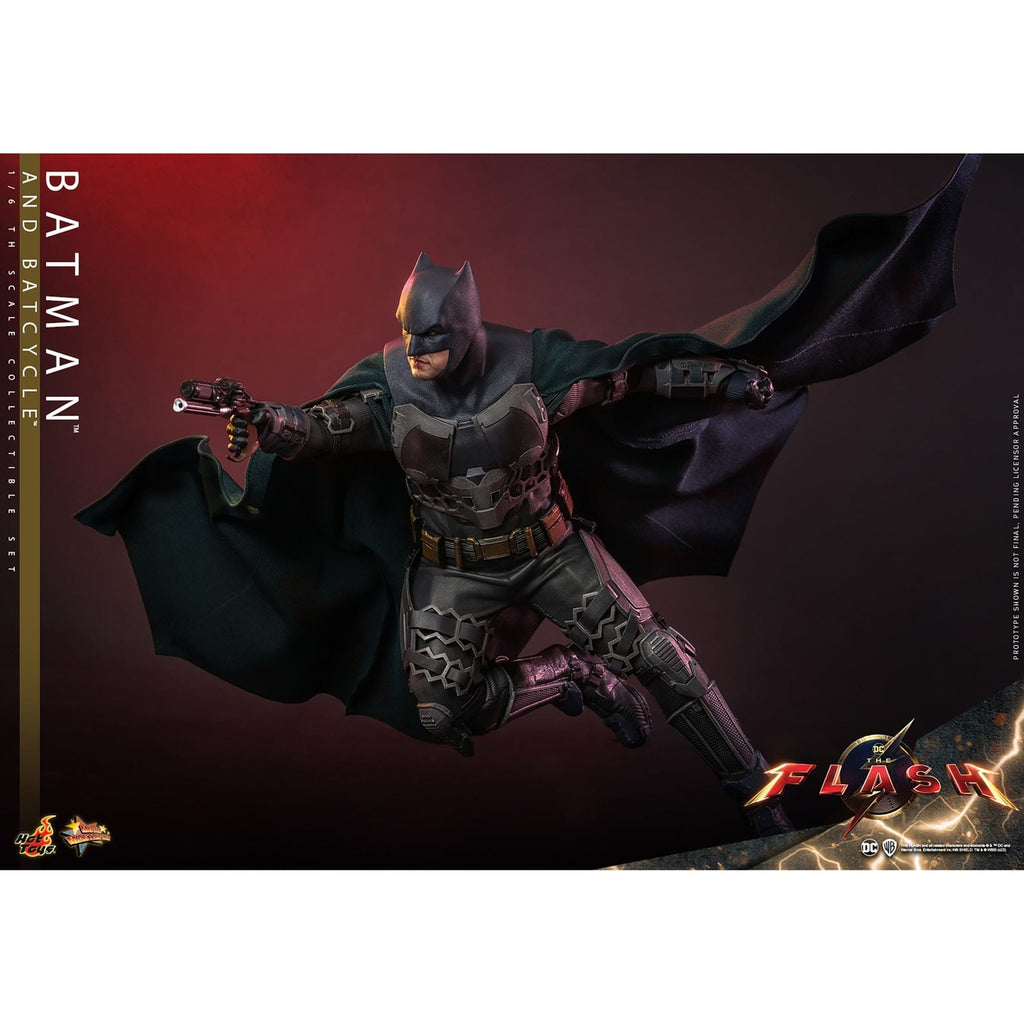Productafbeelding The Flash – Batman & Batcycle Masterpiece 1:6 Actiefigurenset