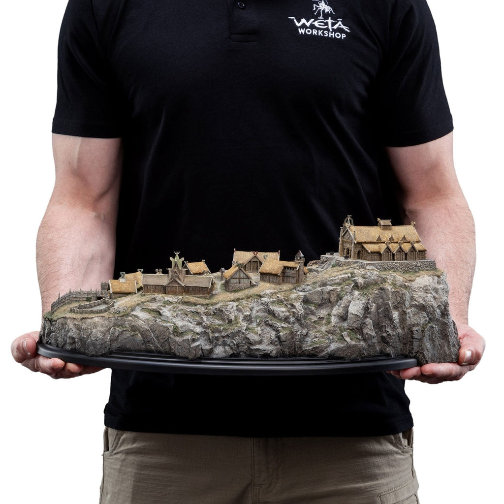 Product image The Lord of the Rings - Edoras Statue Limited Edition