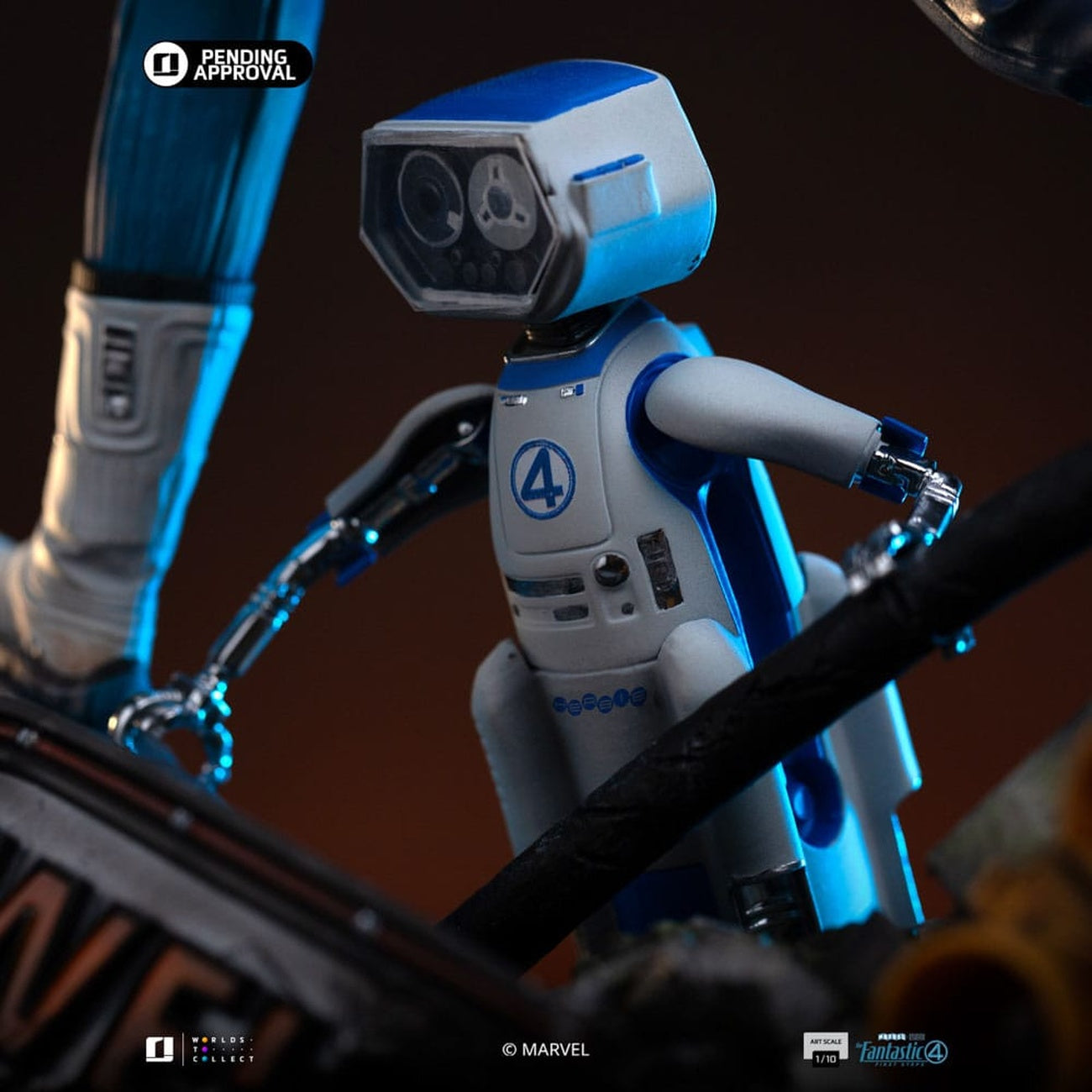 Product image Fantastic Four Art Scale Statue 1/10 Mr. Fantastic and H.E.R.B.I.E 26 cm