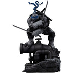 Productafbeelding Teenage Mutant Ninja Turtles Art Scale Statue 1/10 Leonardo Black and White Variant 26 cm heo exclusive